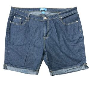 Women’s dkin stretchy blue denim shorts Size 22W